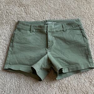 ‎Old Navy Green Shorts size 6